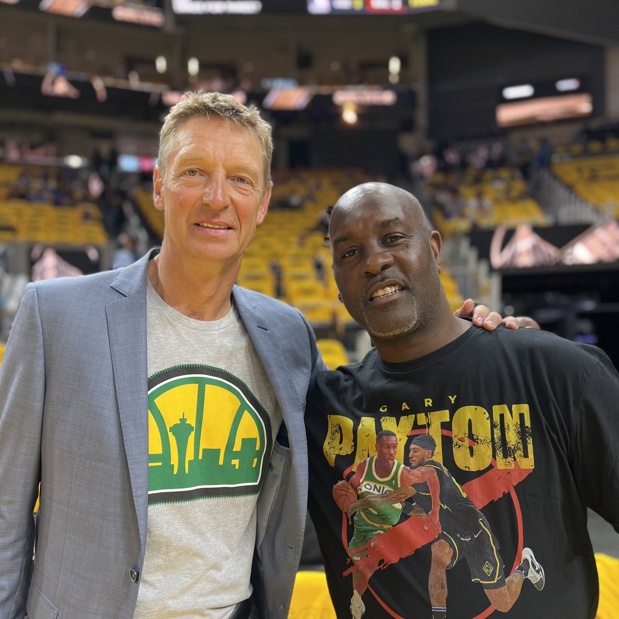 欧元左右 欧元左右